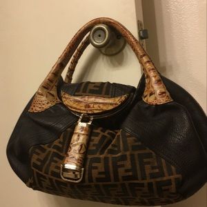 Authentic vintage fendi spy bag